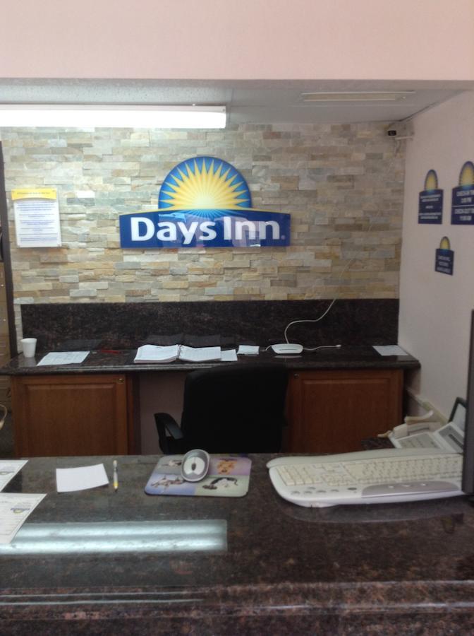 Days Inn By Wyndham Mason City Exterior foto